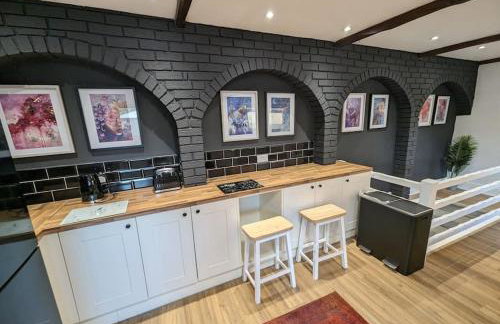 Stylish House in Welsh Hills, Sleeps 8 to 12 - Foto 17