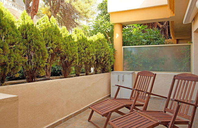 Beachside Apartment With Shared Pool - Photo 28