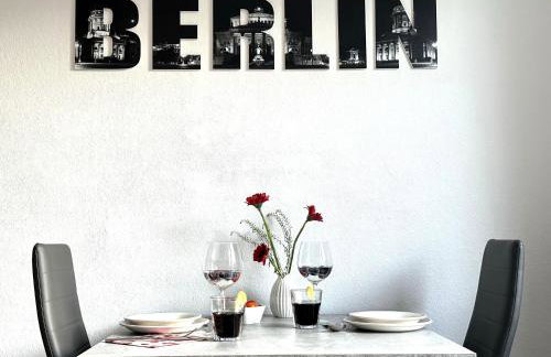 "IDEAL42" - Berlin für Zwei - citynah, verkehrsgünstig, Supermarkt, flexibler Check-In - Foto 3