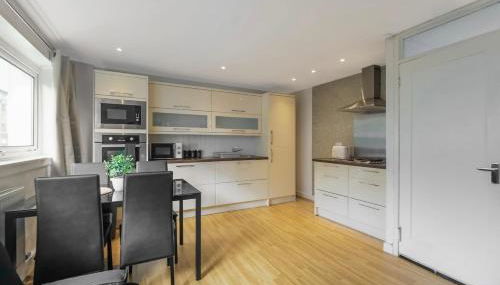 Free Parking - 3 Bedrooms - Sleeps 7 - Airport - Foto 2