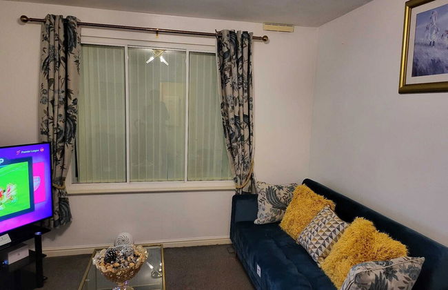 Lovely 2-bed Apartment in West Bromwich - Foto 17