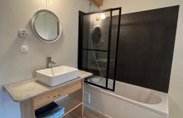 Spacious town house in the center of le Bourg d'Oisans - Photo 22