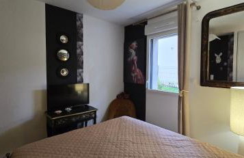 Les reflets du lac detente et nature à Genos-Loudenvieille classé 4 étoiles devant le lac avec jardin - Photo 15