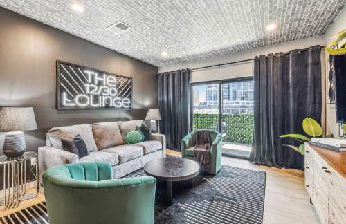 The Twelve Thirty Lounge in Downtown Nashville - Foto 7