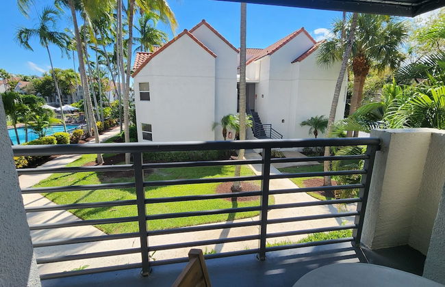 Dharma Home Suites Dania Beach at Sheridan Ocean Club - Photo 31