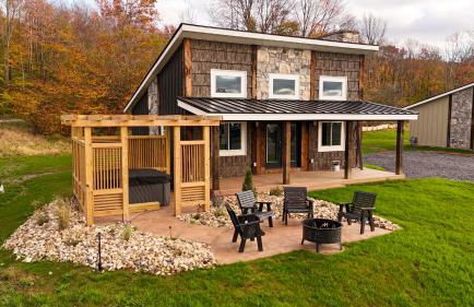 Valley View Resort Cabin #4, 2-Bed, Modern-Luxury with Hot Tub in Canaan Valley, WV - Photo 1