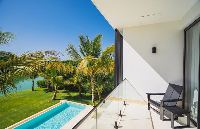 New Lake Front Villa in Golf and Beach Resort - Photo 28