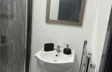 3BR Accommodation in St Helens - Sleeps 6 - Foto 5