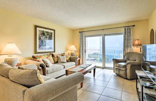 Oceanfront Cocoa Beach Condo with View Walk to Pier - Foto 3