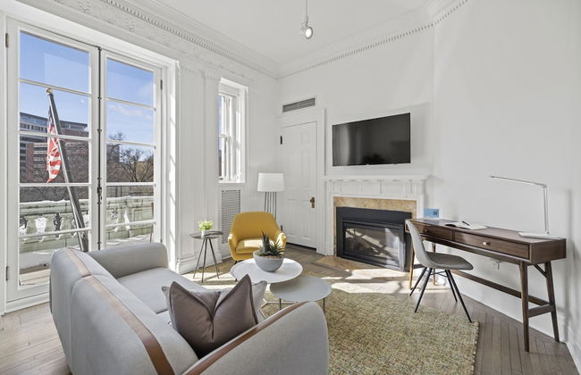 Placemakr Dupont Circle - Photo 53