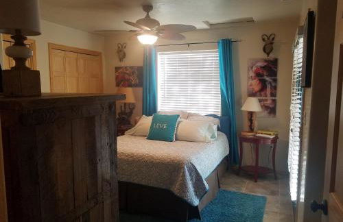 Grizzly Roadhouse Bed and Breakfast - Foto 11