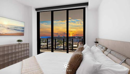 Chic 2BR Apartment Gym & Balcony Views - Foto 3