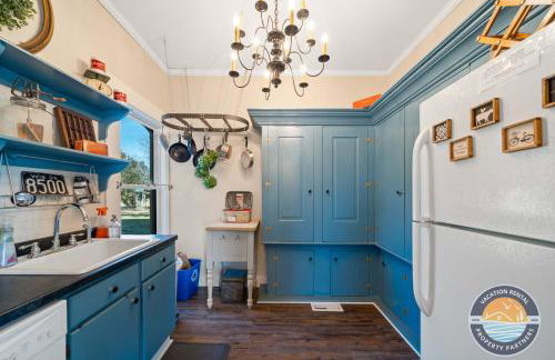 Historic 1868 Farmhouse Kettle Moraine Getaway - Foto 9