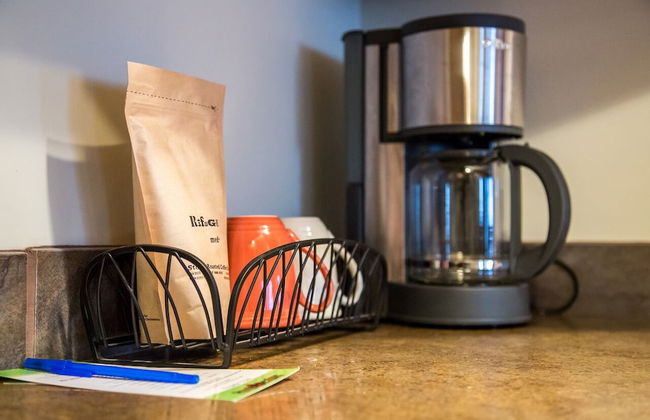 Give Something Back Retreat by Revelstoke Vacations - Photo 11