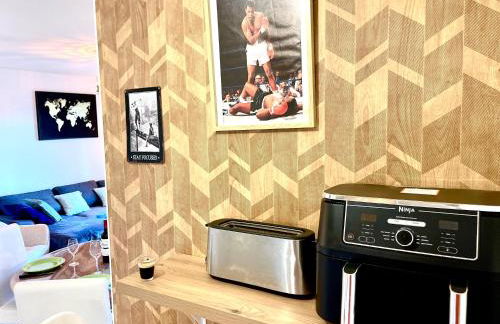 Bel Appart avec 2 chambres - Parking et Clim - Métro Argoulets - Photo 29