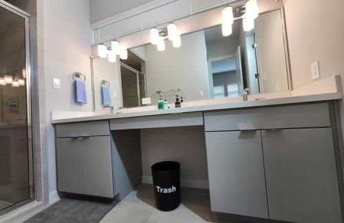 Galleria Premium 3 Story Home Sleeps 8 - Foto 21