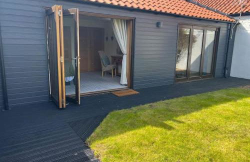 The Cart House at Snape Castle Mews - Foto 15