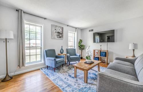 Fenced Yard Centrally Located-Parkway Village Pad - Foto 22