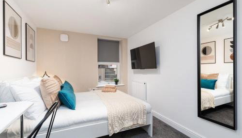 Luxury Lower-Level One Bed Apt - Foto 2