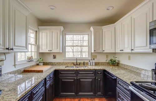 Serenity Now Big Canoe Mountain Home! - Foto 9