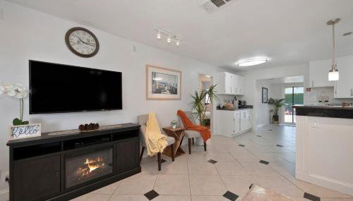 Arden Calexpo HotTub Pool Firepit BBQ NoPetFee - Foto 3