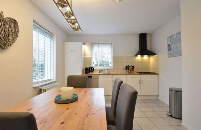 Quaint Holiday Home in Zonnemaire With Roofed Terrace - Foto 16