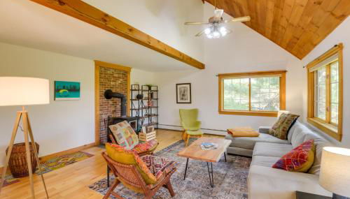 Charming Putney Home Porch, Grill and Hiking Trails - Foto 4