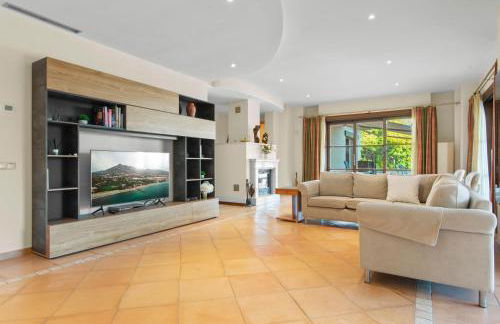 Luxury Villa Robledal By Mabiente - Views of the sea and the golf course - Foto 23