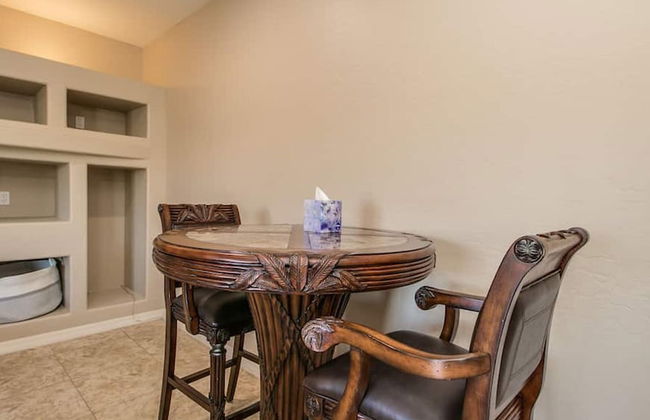 Fabulous 4-bdrm W/breathtaking Views & Pool! - Foto 18