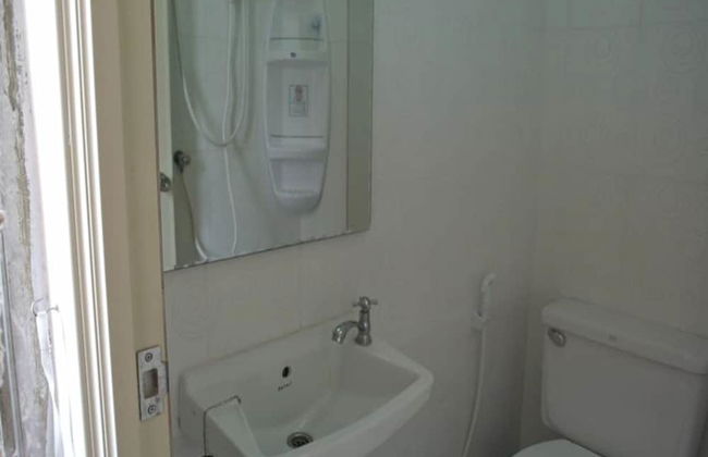 Comfy Studio - Photo 22