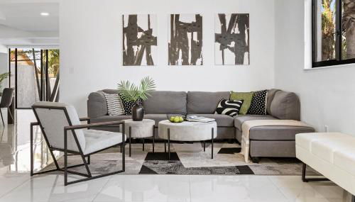 April Sale! 4BR - Private Yard, Grill, Soaking Tub, Near Coral Gables & MIA Airport - Foto 2