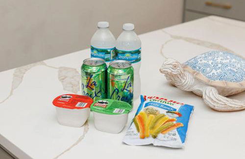 Light & Cozy Oasis with Private Pool and Hot Tub - Foto 32