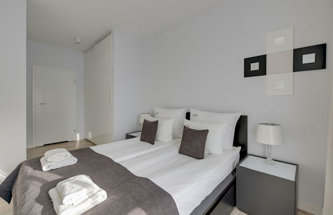 Waterlane Riverside - SPA, Pool, Gym & Parking by Downtown Apartments - Foto 4