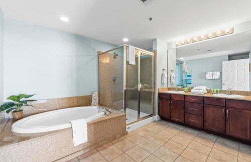 Laketown Wharf Resort #1321 by Book That Condo - Foto 62