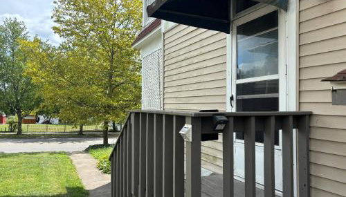 2nd Floor suite, close to ISU, Mill, & downtown - Foto 5, Other