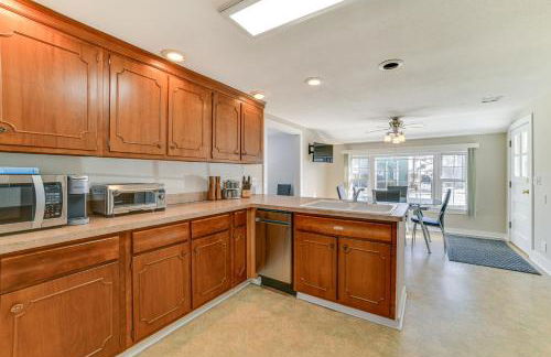 2 Mi to SUNY Cortland Home Near Hiking and Golf! - Foto 8