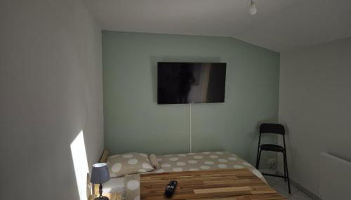 petit T2 de la fosse à l'âne - Photo 3