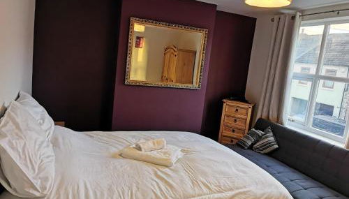 Family Friendly I Pets Welcome I Short Walk to Railway Station I 10min Drive to Safari Park - Foto 4, towels