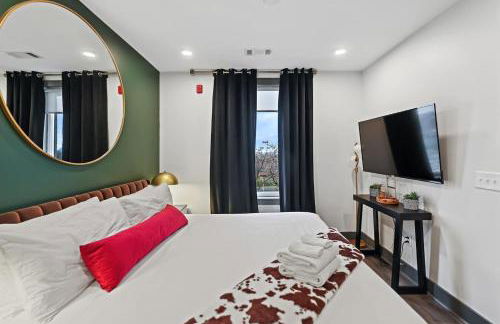 Modern Condo for 6 with Rooftop & Gym Near DT - Foto 11