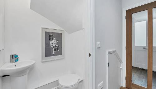 7D Albert St - sleeps 4 guests with parking on request - Foto 3