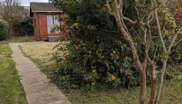 Au petit chalet d'Illiers Combray - Salle d'eau uniquement - Foto 2, Garden, Garden view