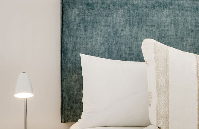 Fresh Sea Air and Endless Views at Twilight Tide - Photo 12