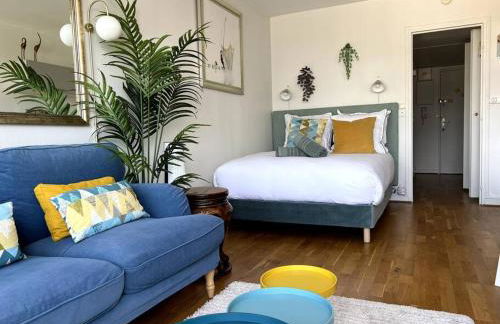 Tour Eiffel - Studio vue imprenable au-dessus des toits, balcon - Foto 28