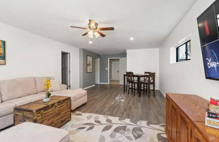 3 Living Rooms - Spacious - Family-Friendly - Foto 20