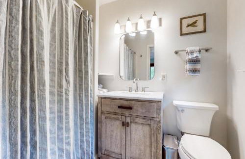 Livywood Cottage - Photo 16