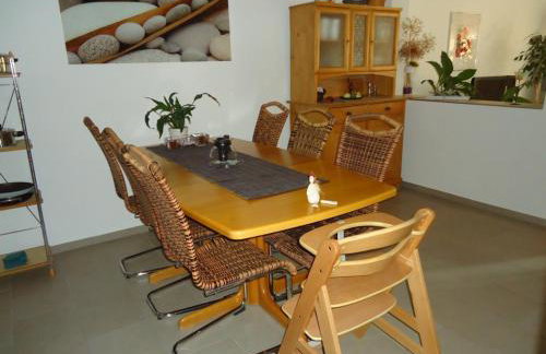 Ferienhaus Baier im Sourterrain mit Terrasse und Speckstein Ofen für gemütliche Stunden am Kamin - Foto 7