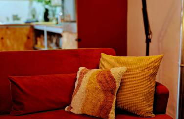 Garage Number 9 Private Urban Loft Apartment with Jacuzzi in Le Dorat - Foto 23