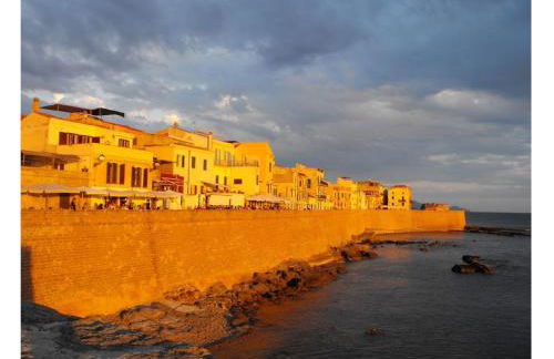 Exclusive on the beach - Foto 33