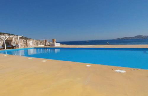 Villa by the Sea with pool Parasporos Paros 1 - Foto 20