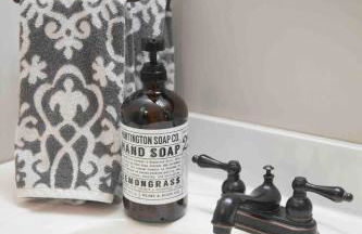 The Urban Roost I A Rustic City Escape - Foto 25